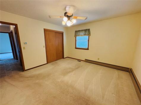 1136 145th Street Victor IA 52347