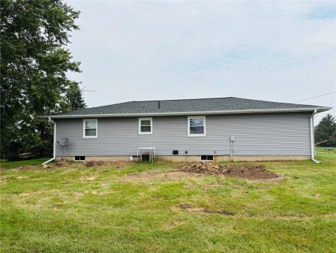 1136 145th Street Victor IA 52347