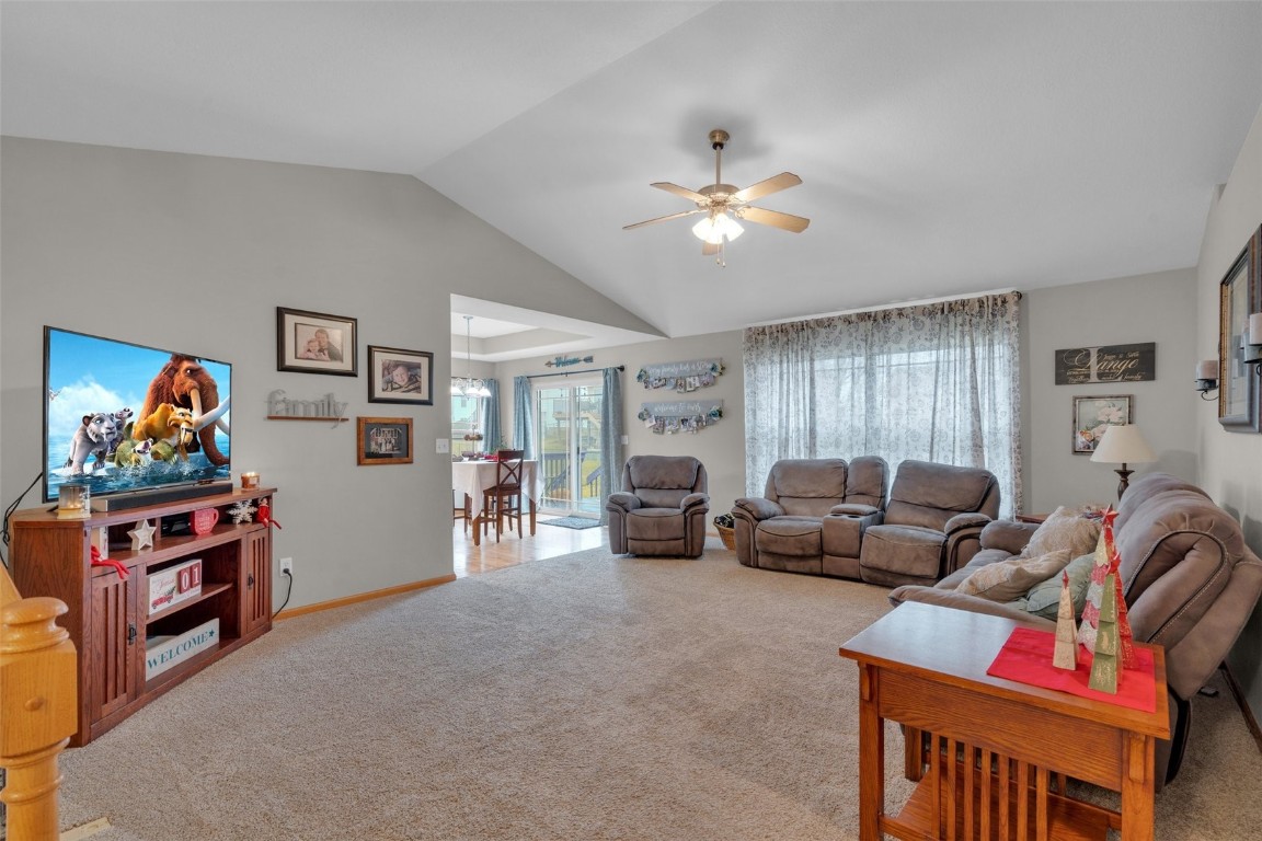 345 Rosslare Street Marion IA 52302