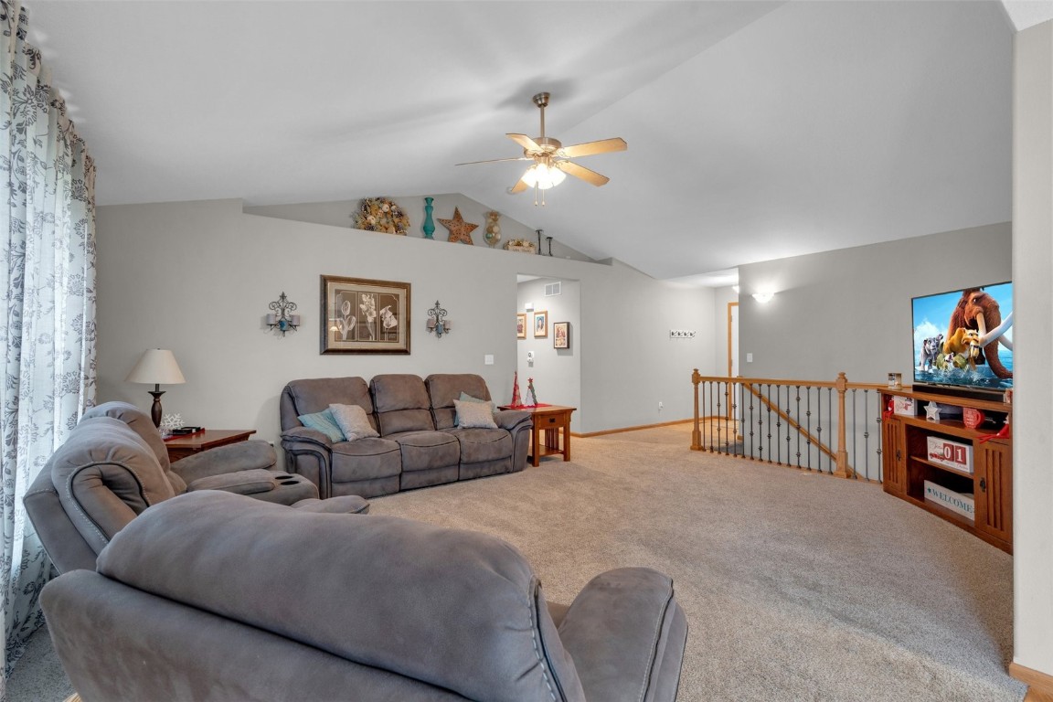 345 Rosslare Street Marion IA 52302