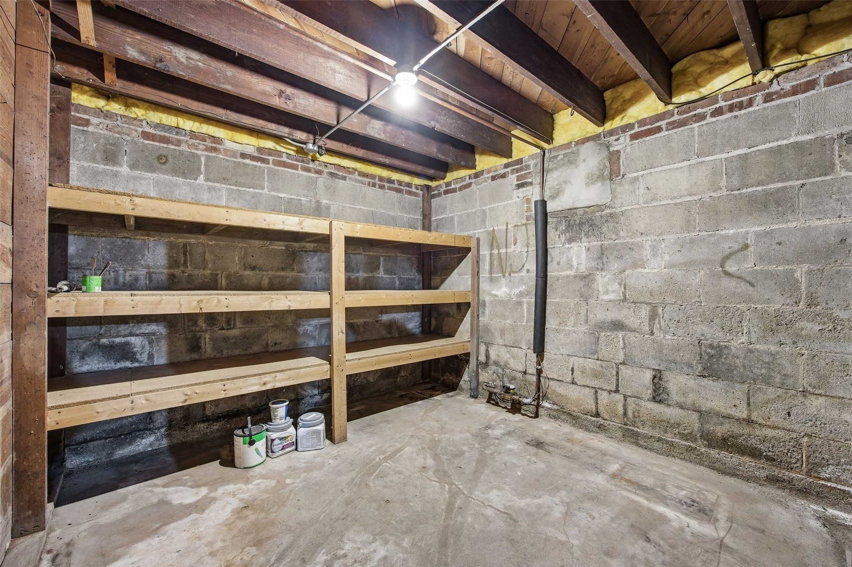 1621 Oakland Road NE Cedar Rapids IA 52402