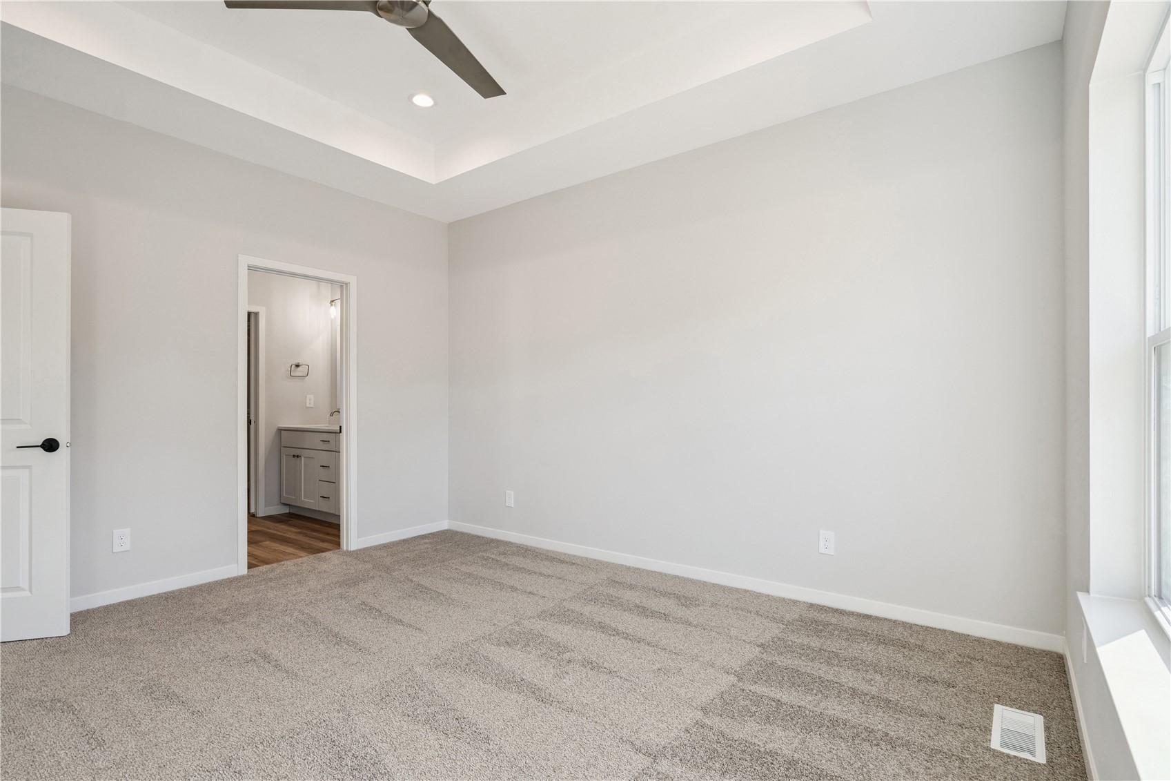 235 Chadwick Lane Iowa City IA 52246