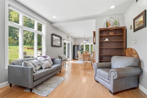 1432 Hickory Hollow NE Solon IA 52333