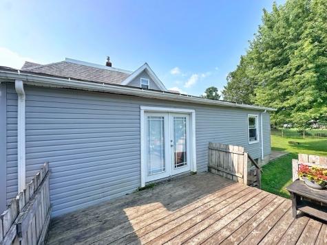 705 C Avenue Vinton IA 52349