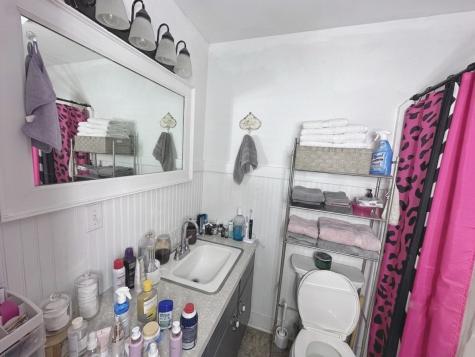 705 C Avenue Vinton IA 52349