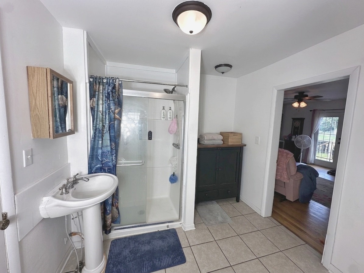 705 C Avenue Vinton IA 52349
