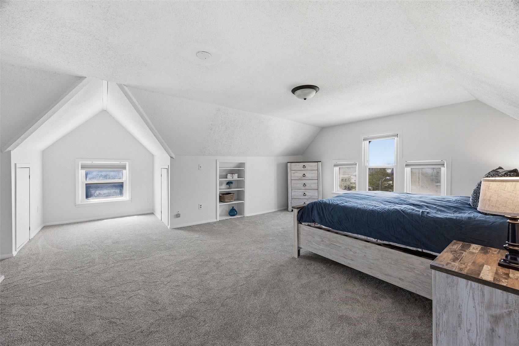1727 B Avenue NE Cedar Rapids IA 52402