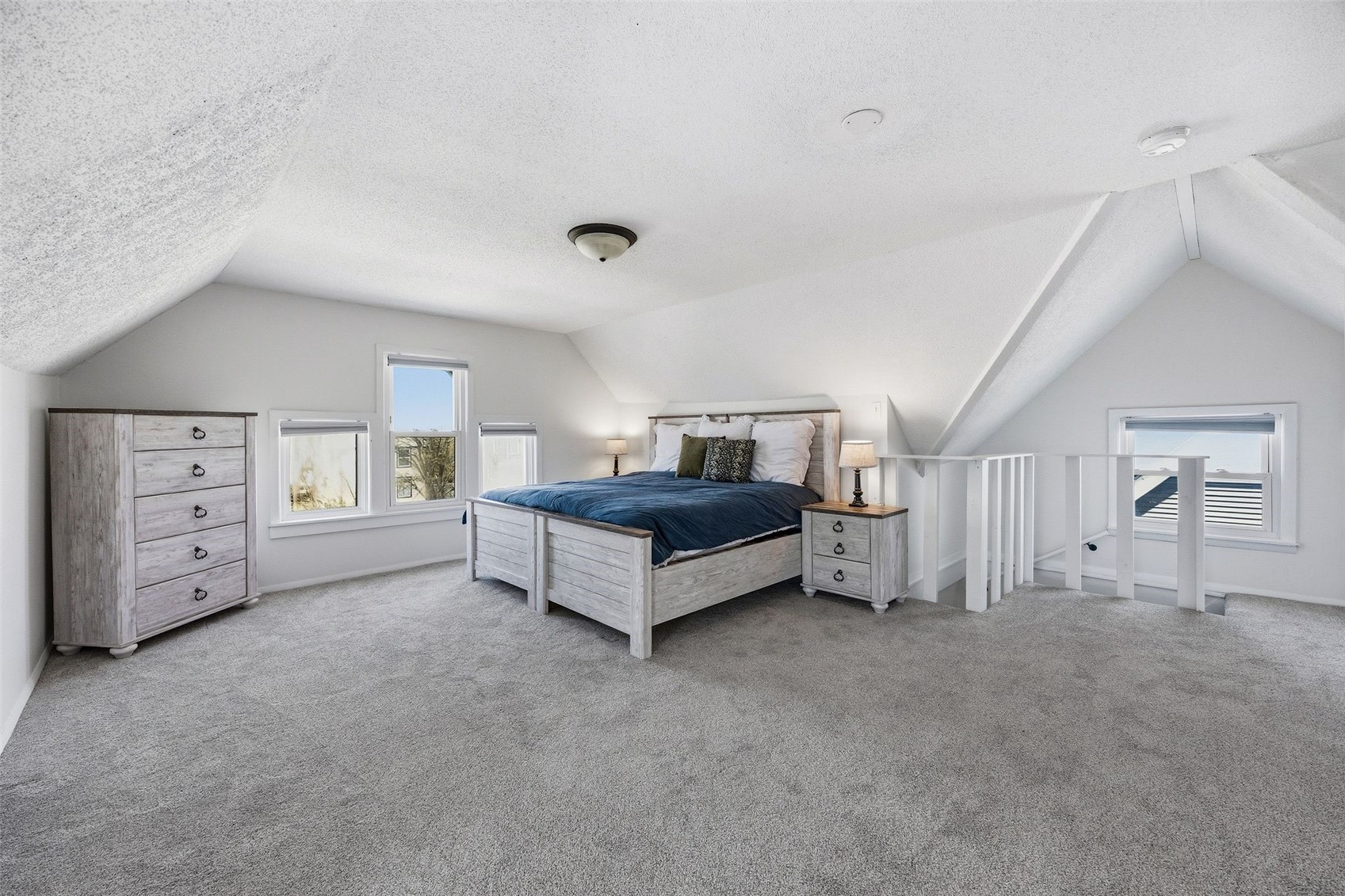1727 B Avenue NE Cedar Rapids IA 52402