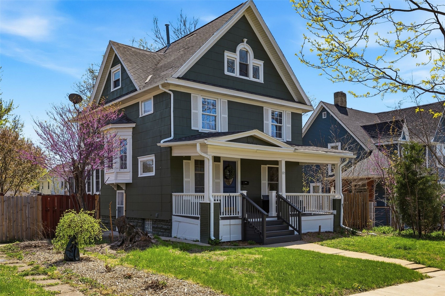 1727 B Avenue NE Cedar Rapids IA 52402