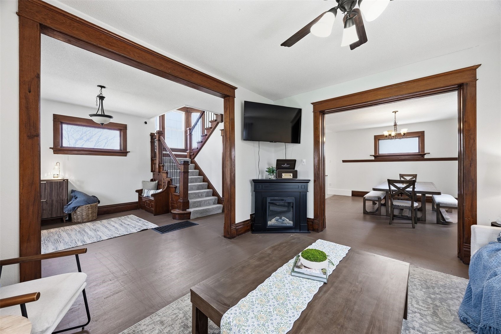 1727 B Avenue NE Cedar Rapids IA 52402