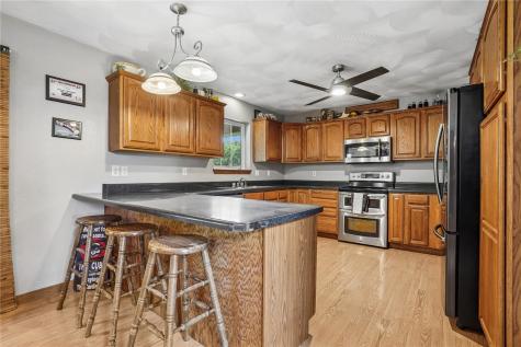 106 Richland Avenue Urbana IA 52345