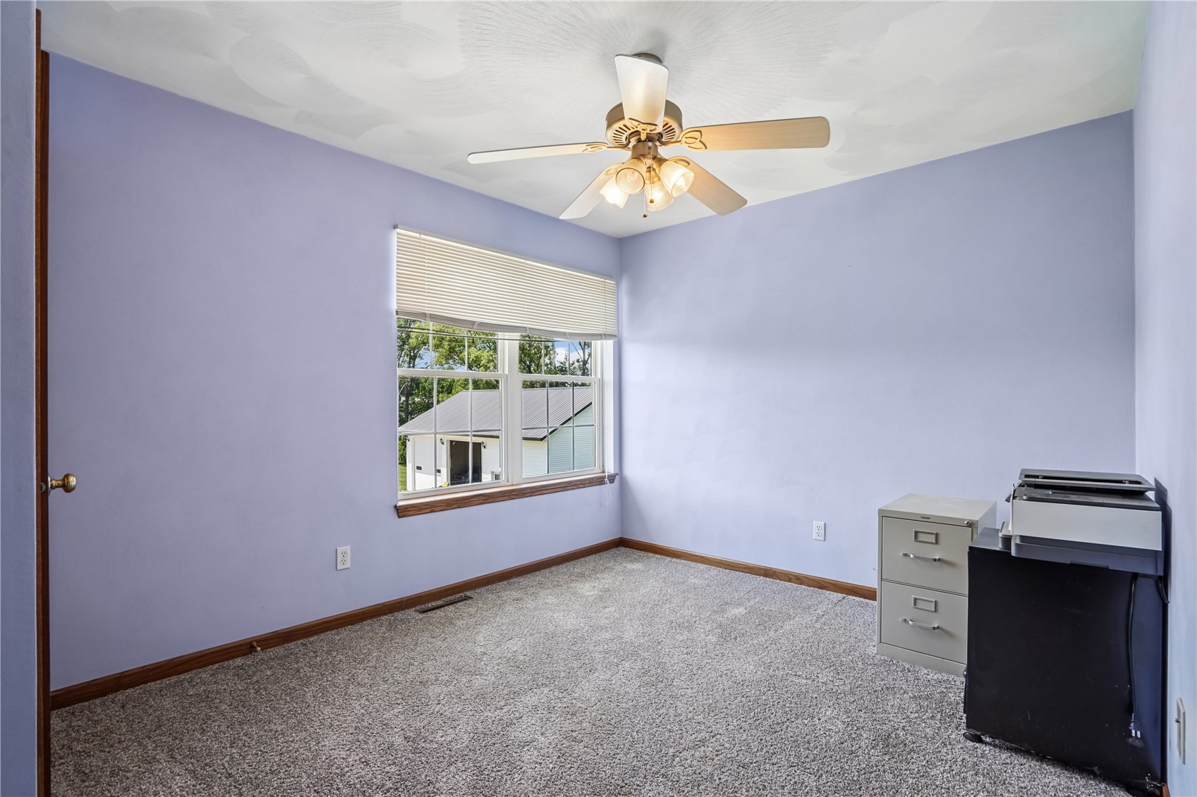 106 Richland Avenue Urbana IA 52345