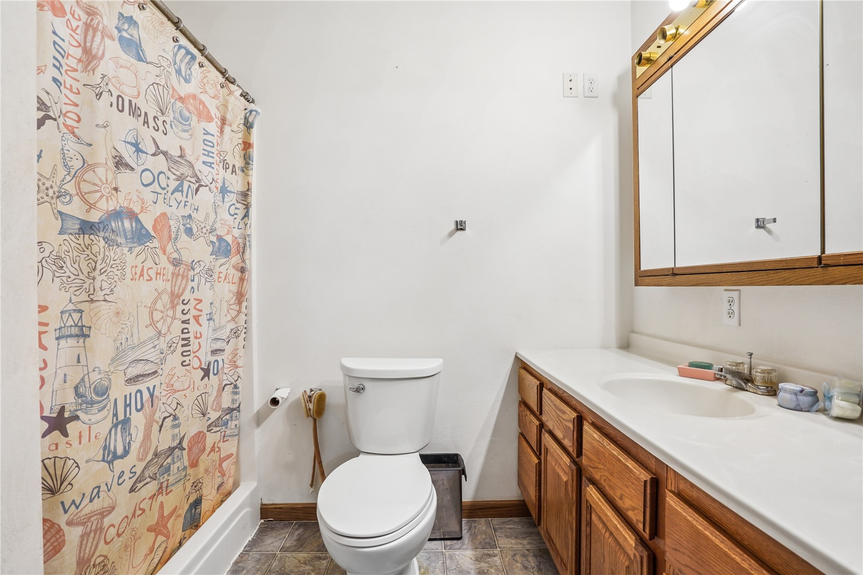 106 Richland Avenue Urbana IA 52345