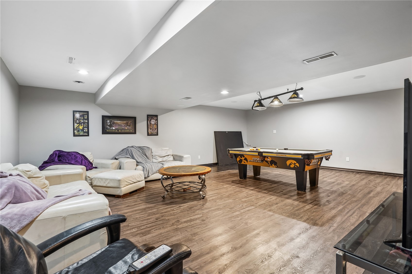 106 Richland Avenue Urbana IA 52345