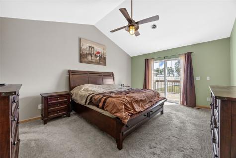 7219 Rock Wood Drive SW Cedar Rapids IA 52404