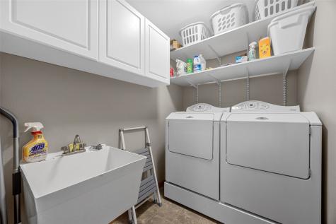 7219 Rock Wood Drive SW Cedar Rapids IA 52404