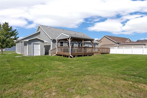 7219 Rock Wood Drive SW Cedar Rapids IA 52404