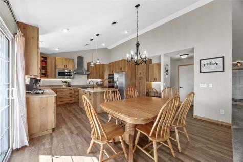 7219 Rock Wood Drive SW Cedar Rapids IA 52404