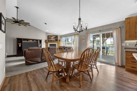 7219 Rock Wood Drive SW Cedar Rapids IA 52404
