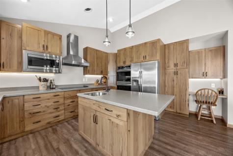 7219 Rock Wood Drive SW Cedar Rapids IA 52404