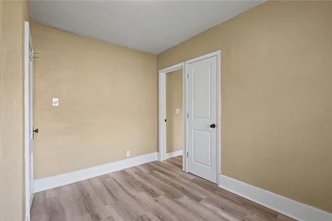 229 28th Street Drive Cedar Rapids IA 52403