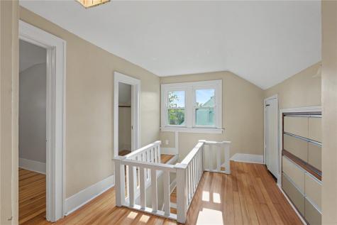 229 28th Street Drive Cedar Rapids IA 52403