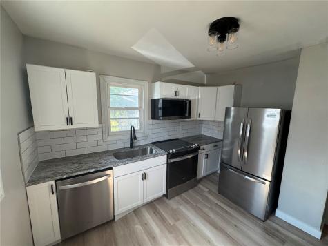 229 28th Street Drive Cedar Rapids IA 52403