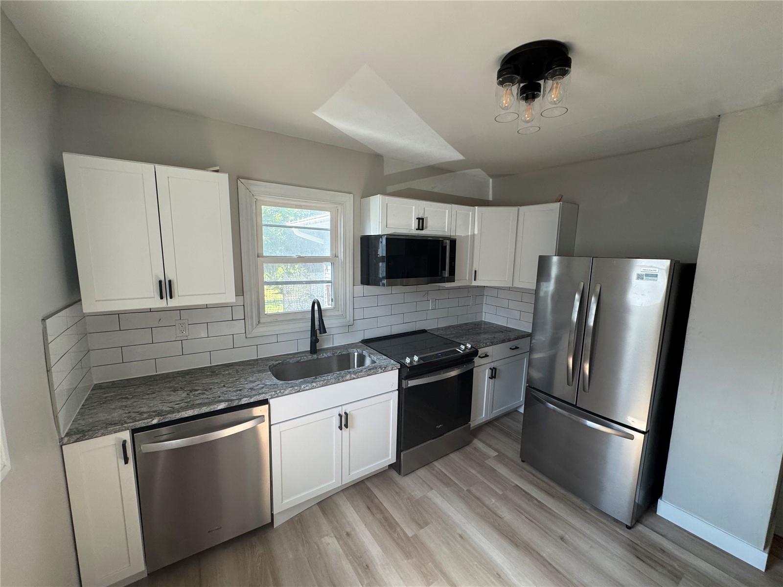 229 28th Street Drive Cedar Rapids IA 52403