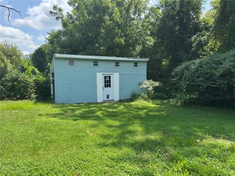 229 28th Street Drive Cedar Rapids IA 52403