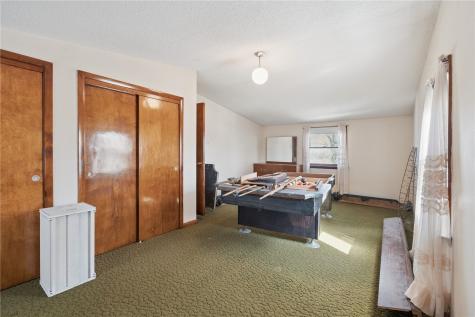 4306 F Street Amana IA 52203