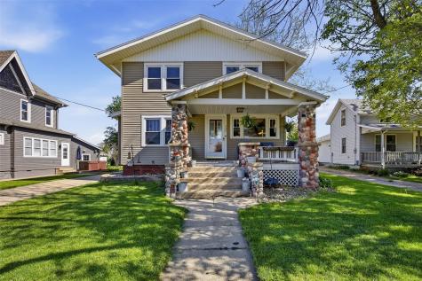 132 Church Street Fairfax IA 52228