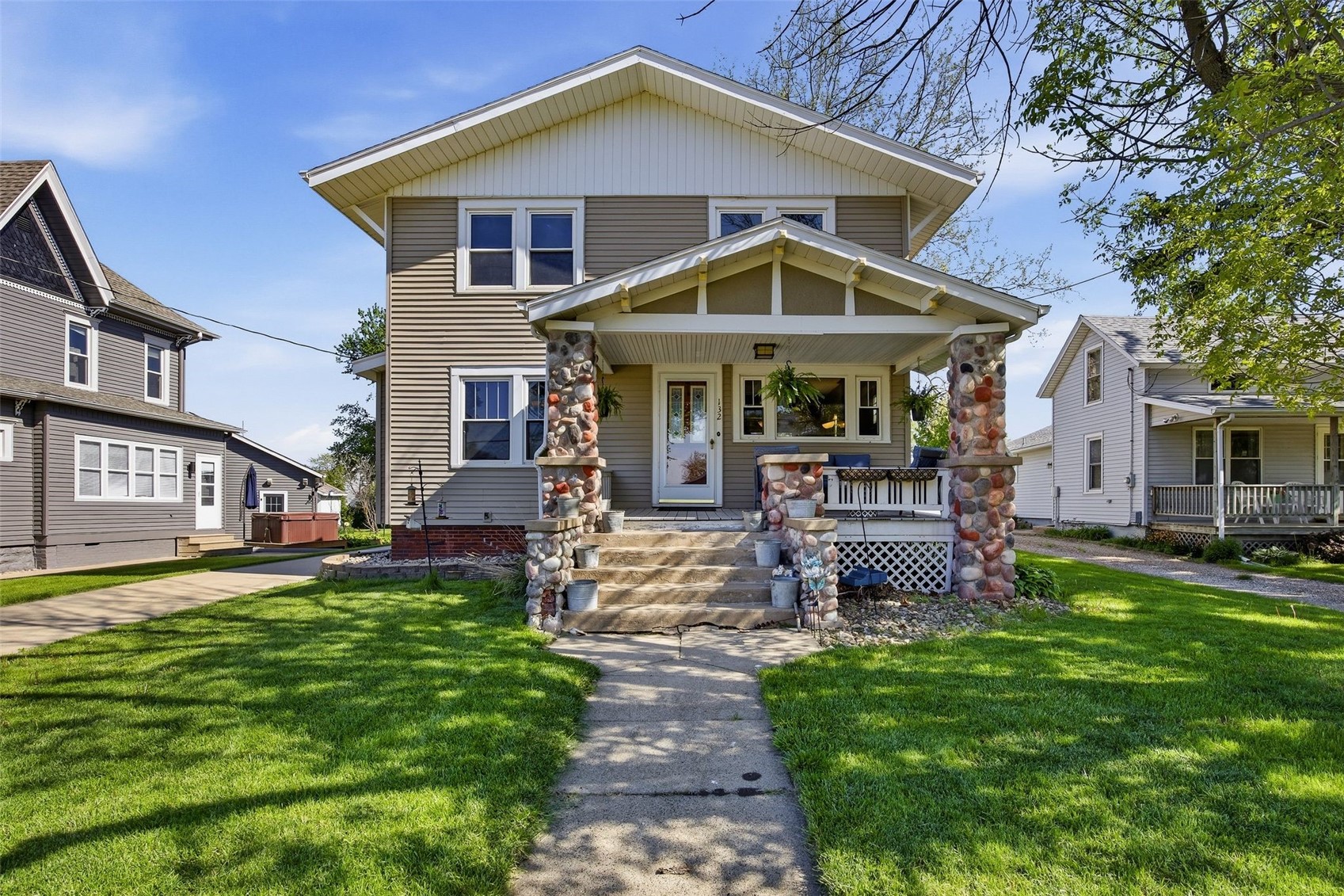 132 Church Street Fairfax IA 52228