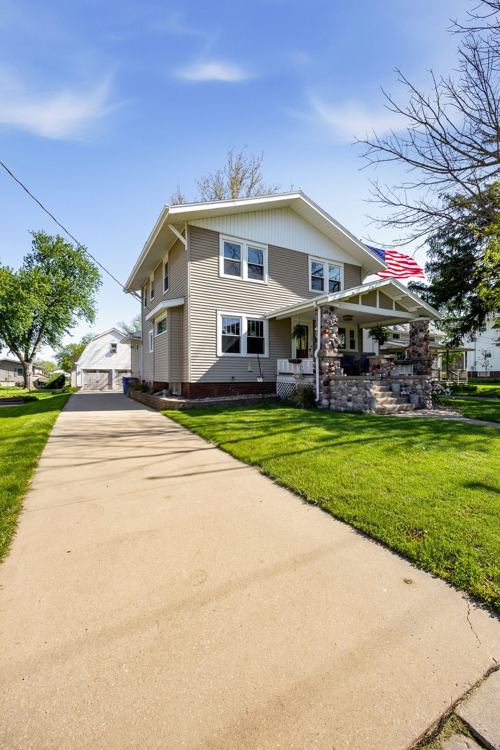 132 Church Street Fairfax IA 52228