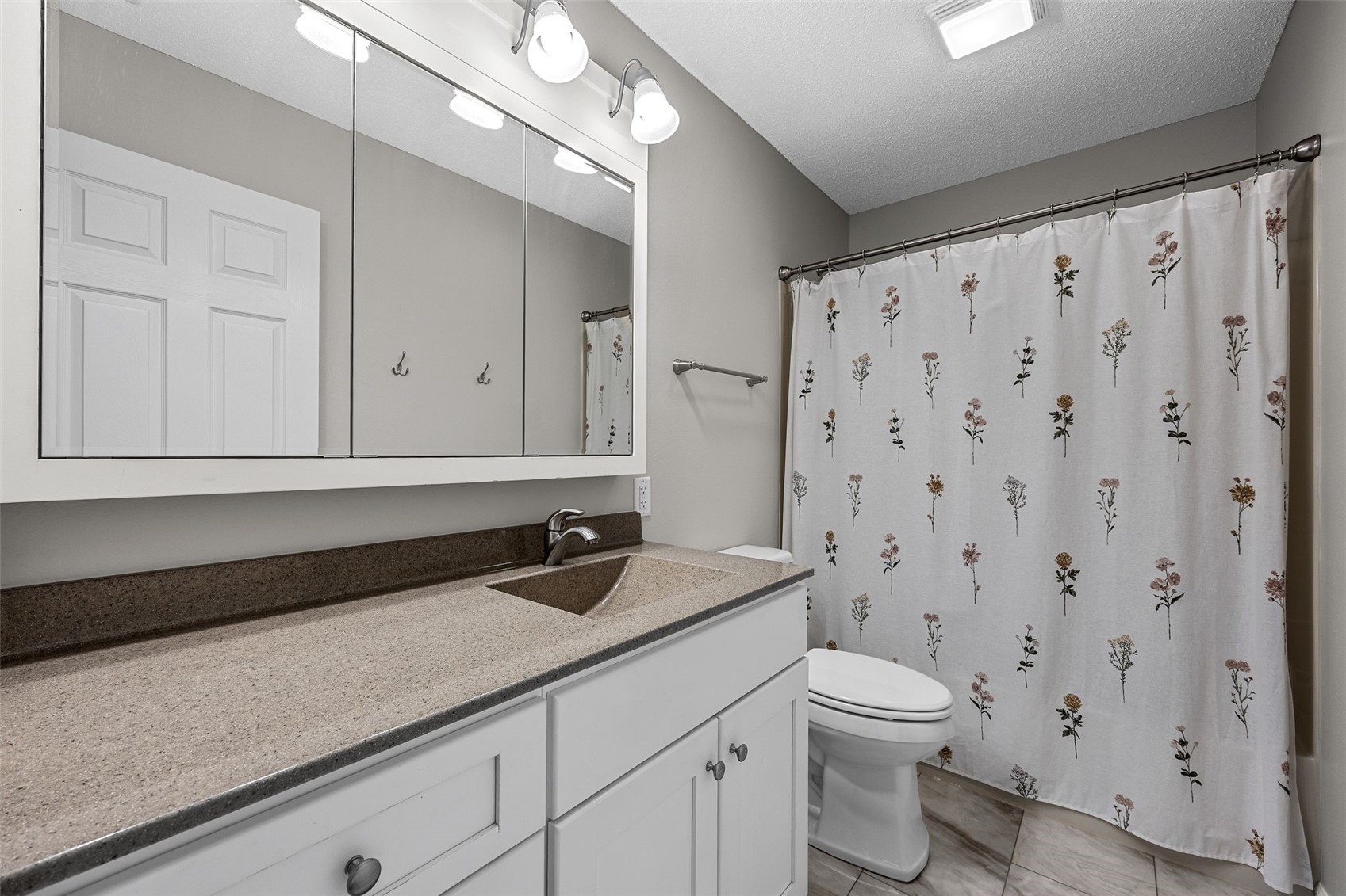 214 Revere Court NE Cedar Rapids IA 52402