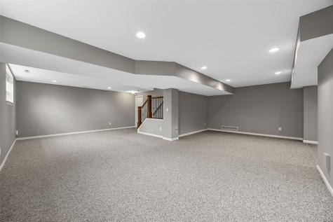 214 Revere Court NE Cedar Rapids IA 52402