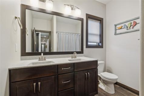 6901 Country Ridge Drive NW Palo IA 52324