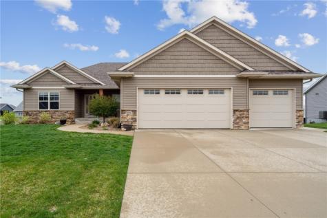 6901 Country Ridge Drive NW Palo IA 52324