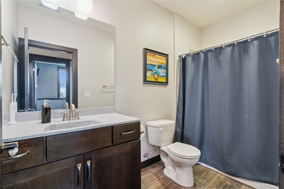 6901 Country Ridge Drive NW Palo IA 52324