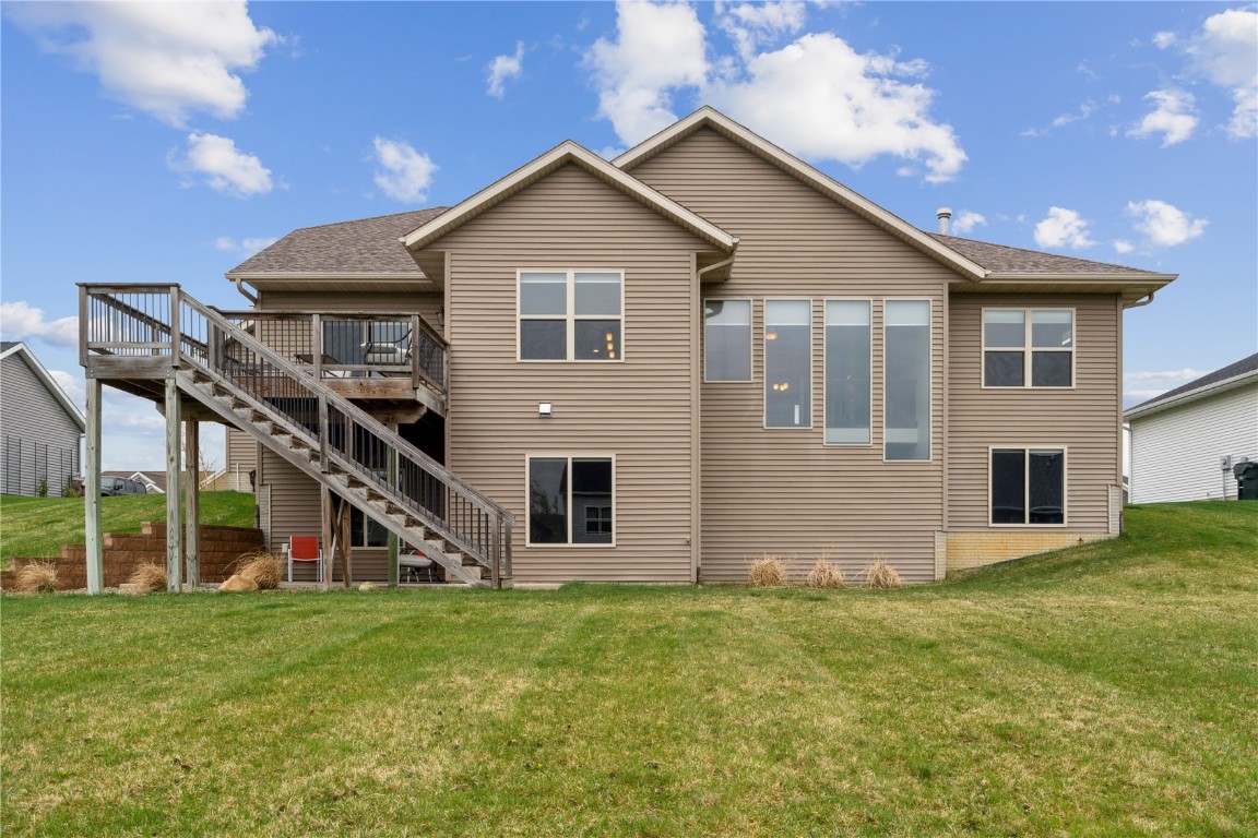 6901 Country Ridge Drive NW Palo IA 52324