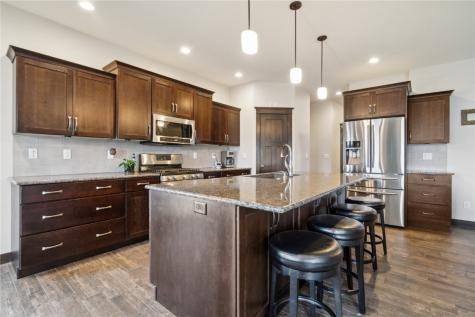 6901 Country Ridge Drive NW Palo IA 52324