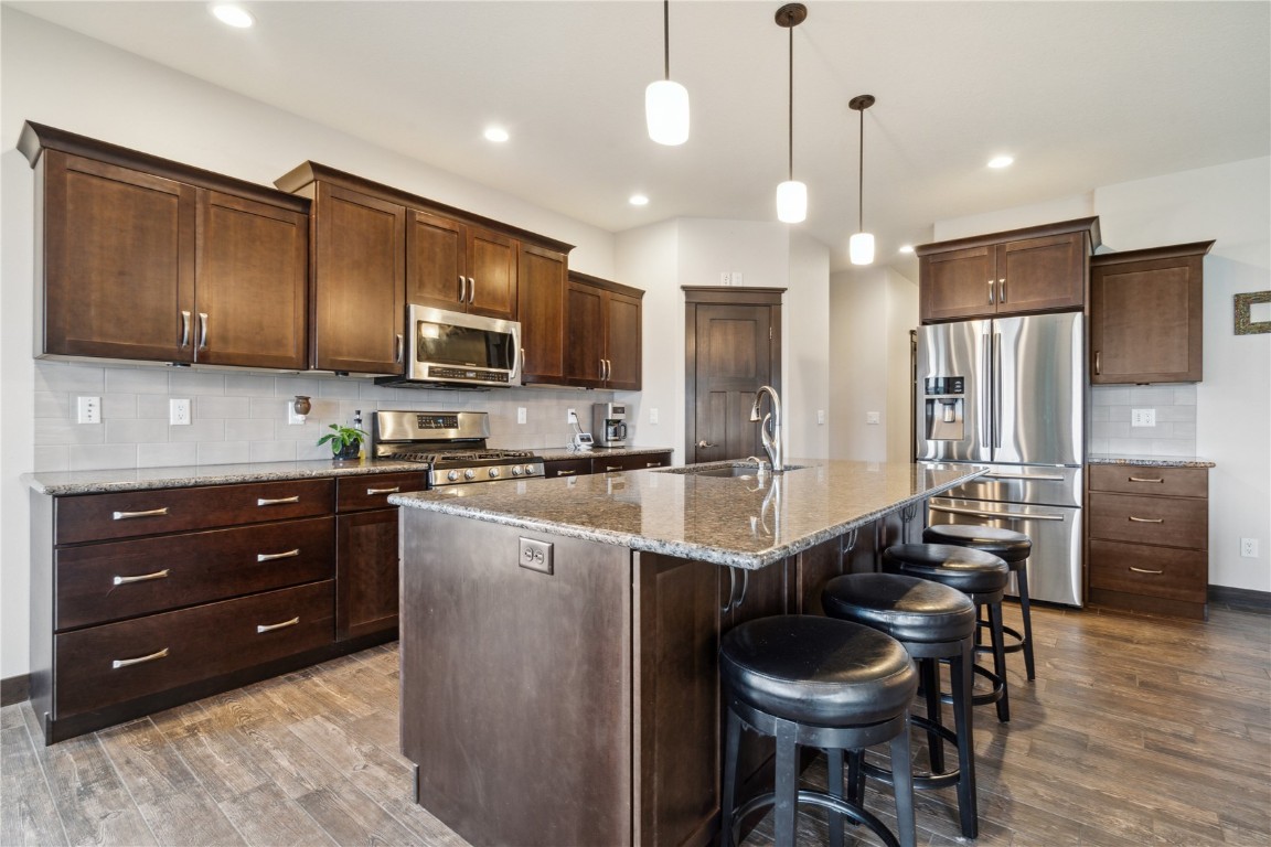 6901 Country Ridge Drive NW Palo IA 52324