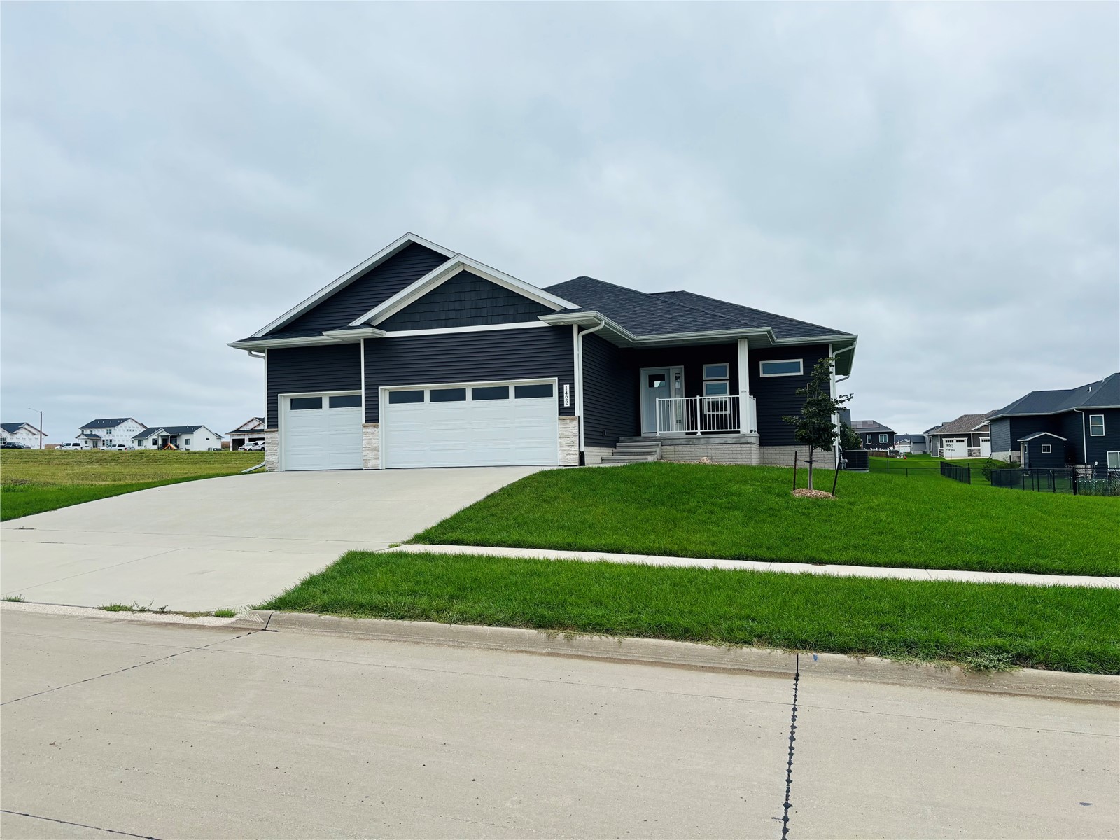 1422 Eagleview Drive Fairfax IA 52228