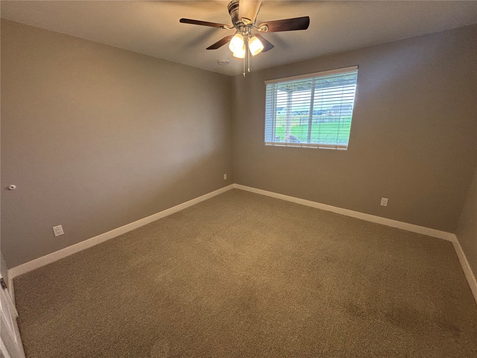 1422 Eagleview Drive Fairfax IA 52228