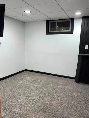 1604 34th Street NE Cedar Rapids IA 52402