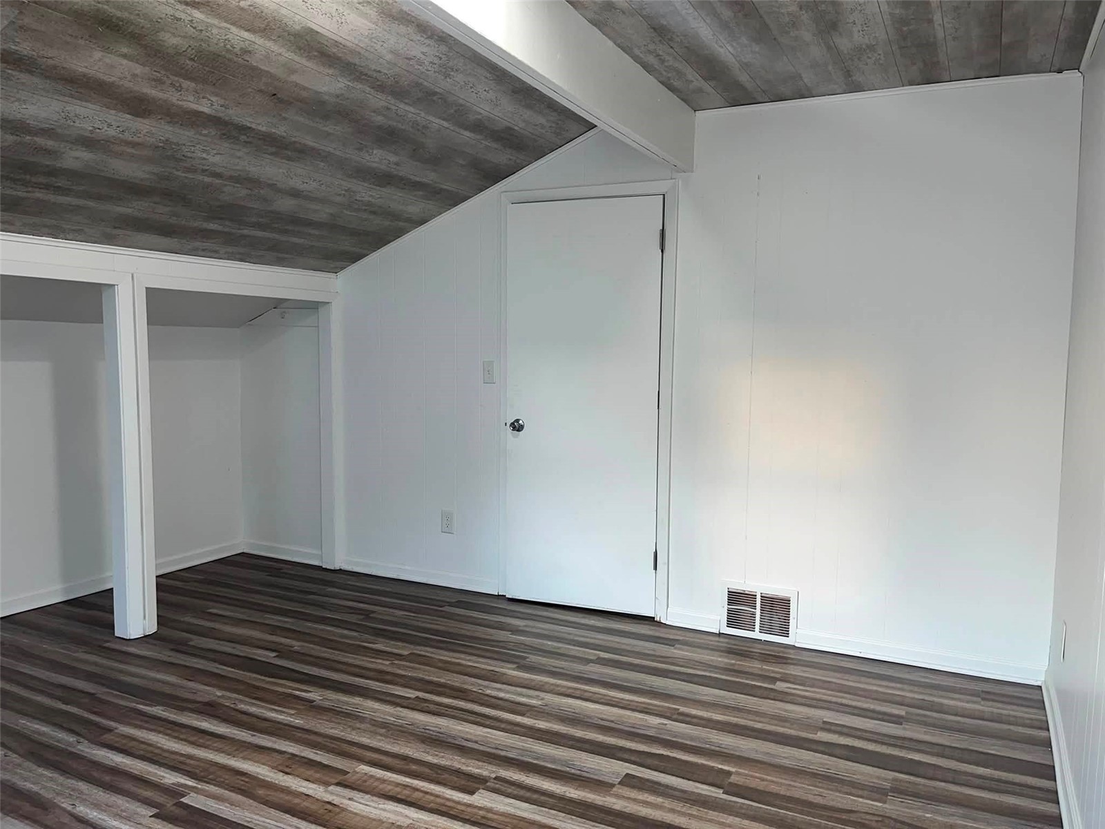 1604 34th Street NE Cedar Rapids IA 52402