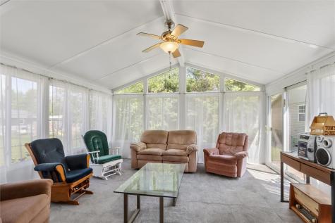 5008 Montclair Drive NW Cedar Rapids IA 52405