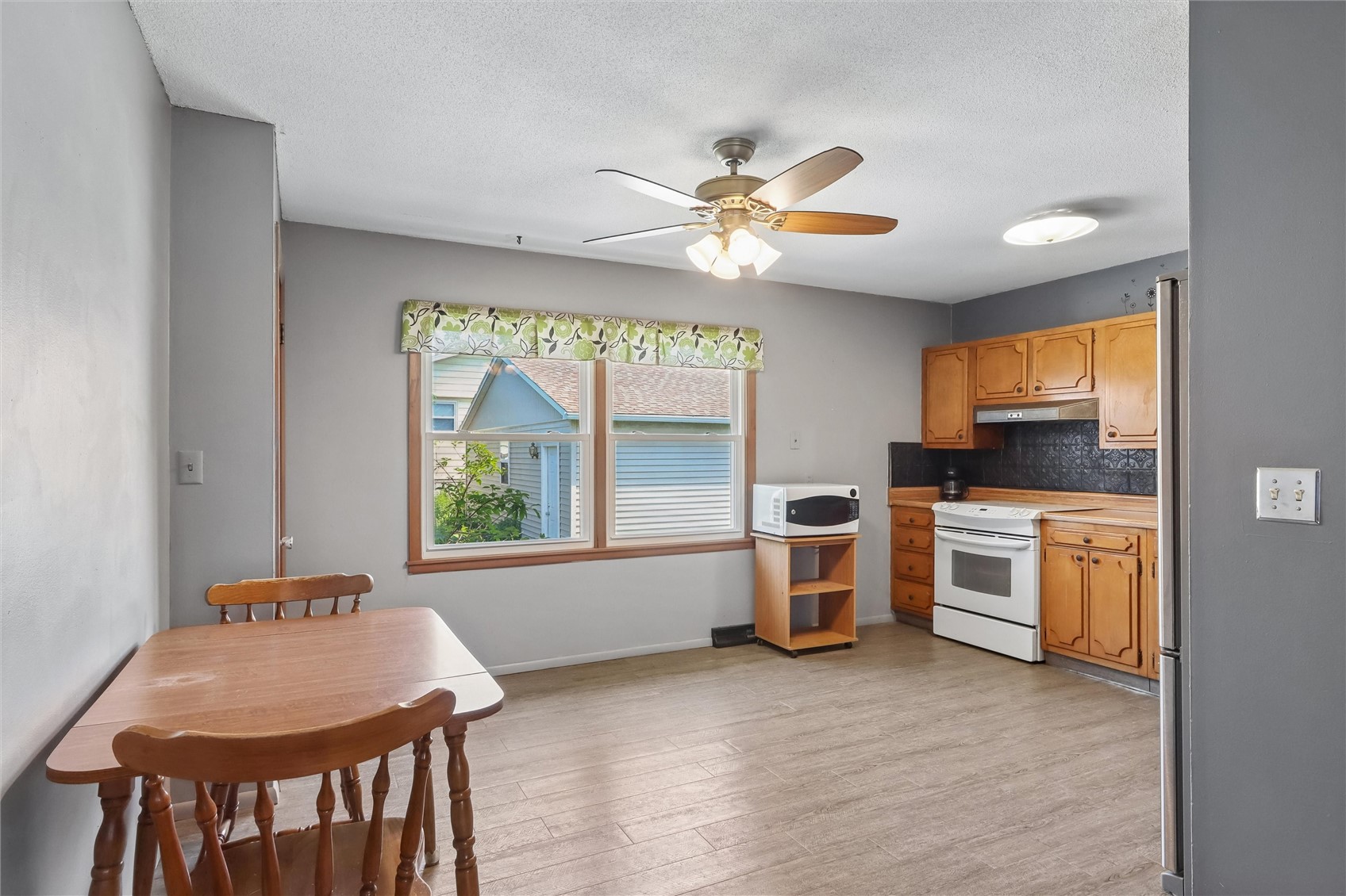 5008 Montclair Drive NW Cedar Rapids IA 52405