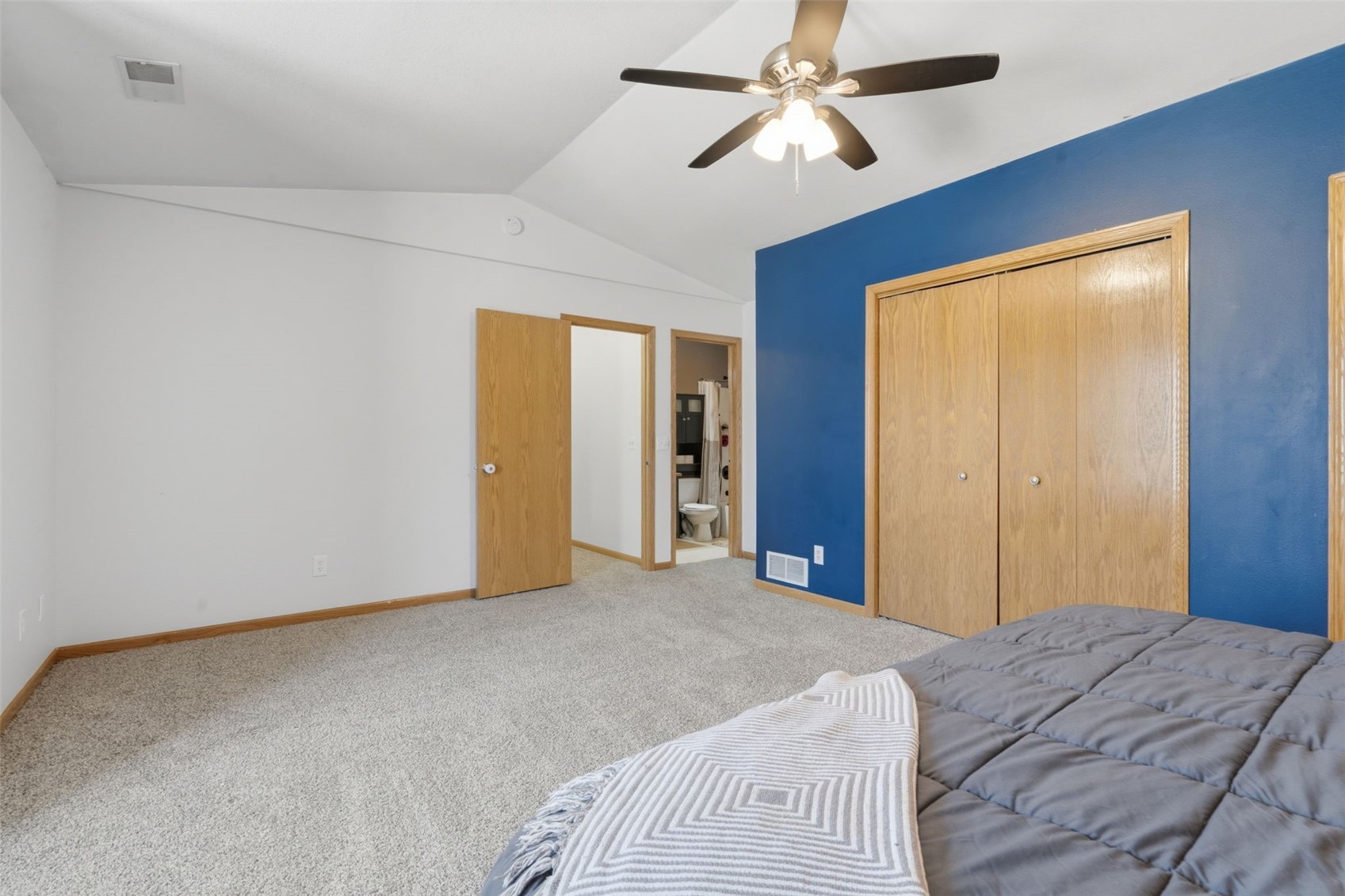 1255 Pacific Street Ely IA 52227
