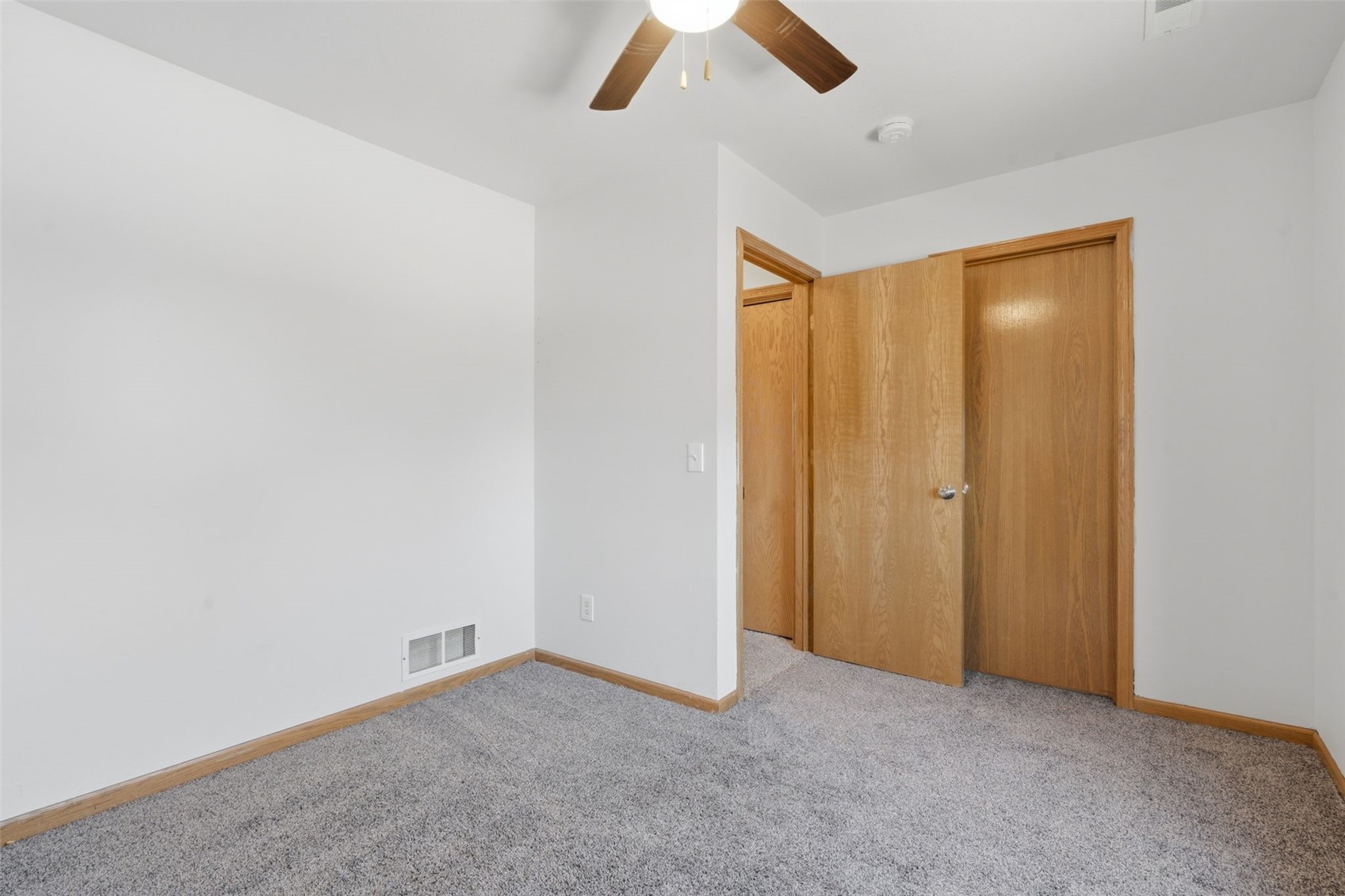 1255 Pacific Street Ely IA 52227