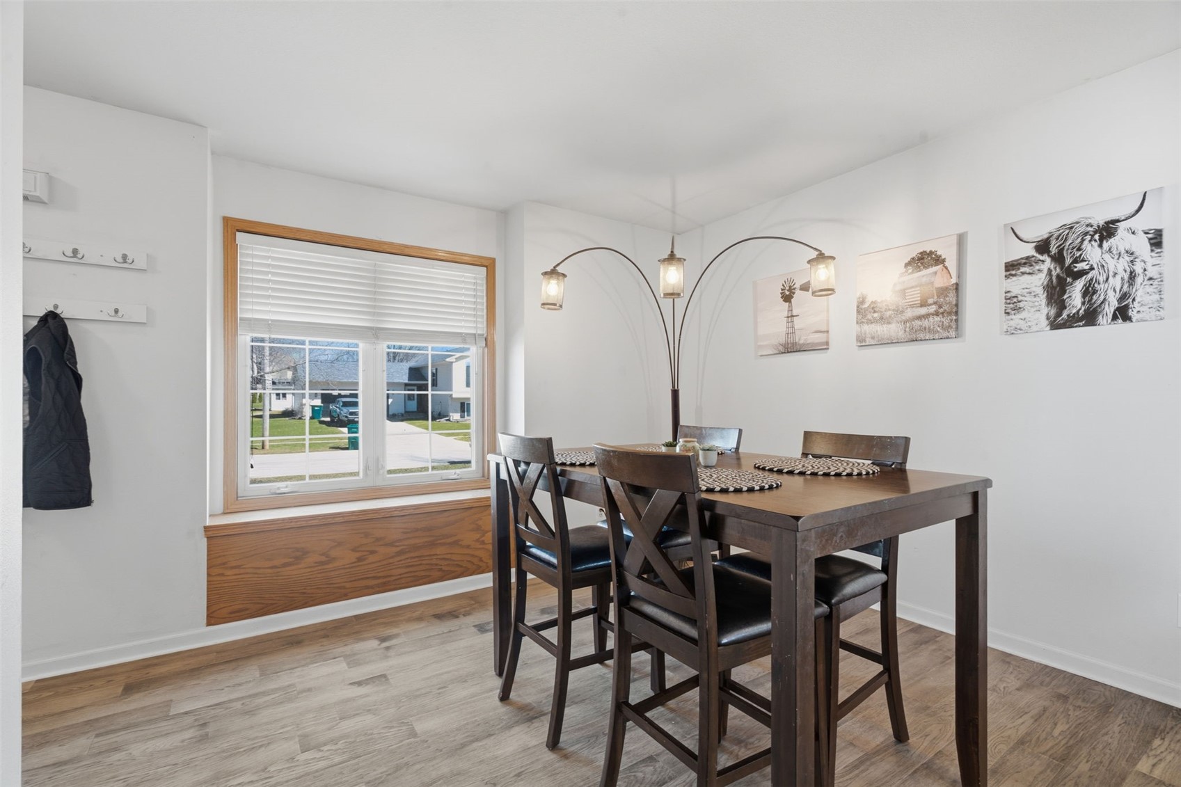 1255 Pacific Street Ely IA 52227